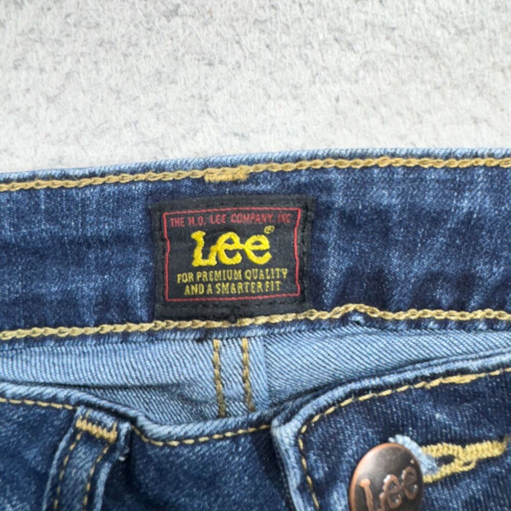 Lee Jeans Womens 30x22 Blue Capri Crop Straight Stretch Relaxed Fit Denim USA 8M - Picture 7 of 14